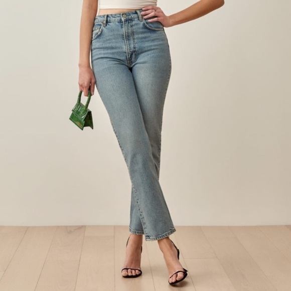 Reformation Liza High Straight Jeans in Ibiza Wash - Picture 2 of 6